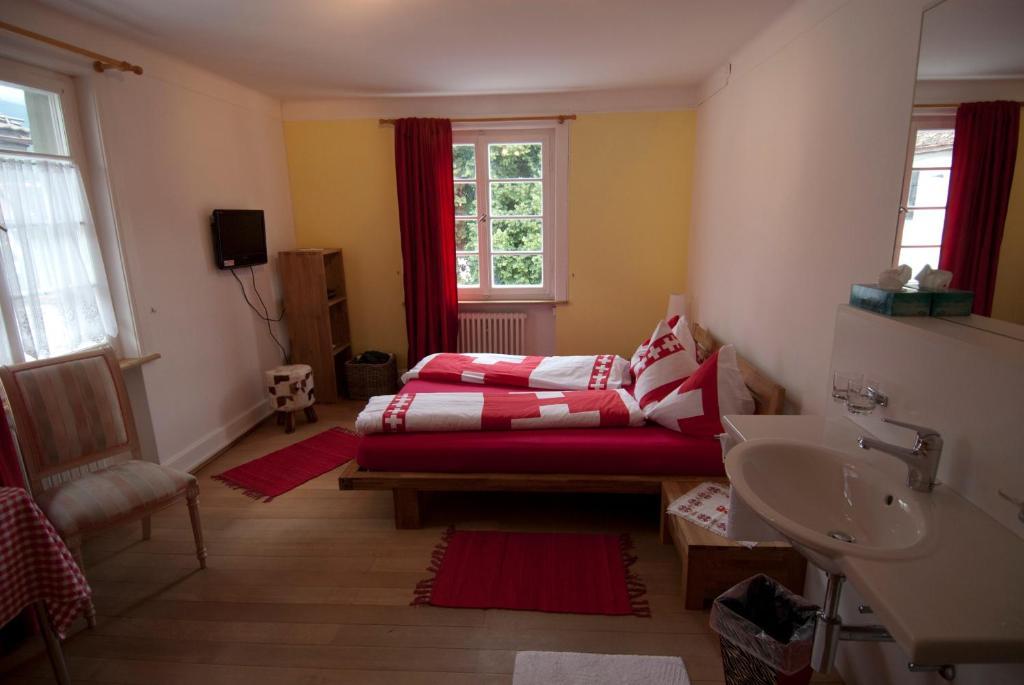 Victor'S Bed & Breakfast Maienfeld Bilik gambar